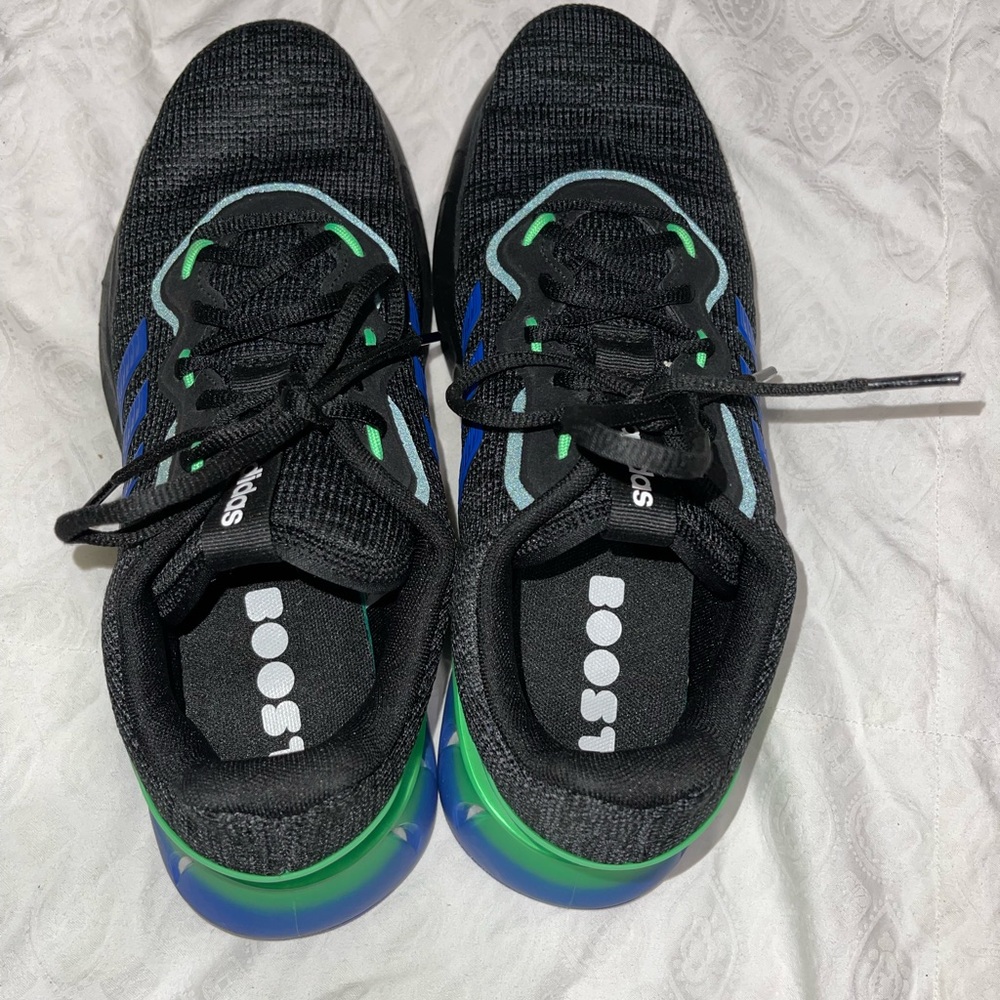 shoes - Picture 6 of 6